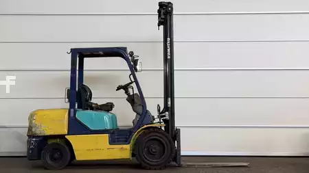 Dieselový VZV 1998  Komatsu FD30-12 (2)