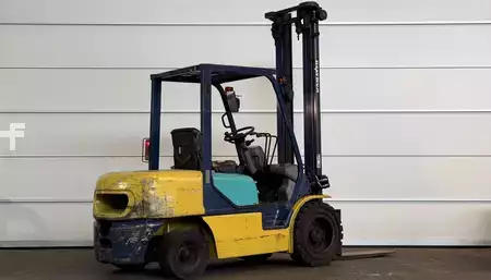 Dieselový VZV 1998  Komatsu FD30-12 (3)