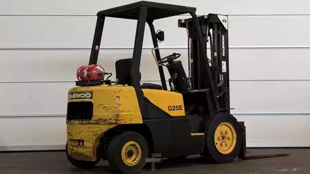 Carretilla elevadora GLP 1999  Daewoo G25E-3 (3)