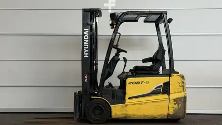 Carrelli elettrici 3 ruote 2016  Hyundai 20BT-9 (1)