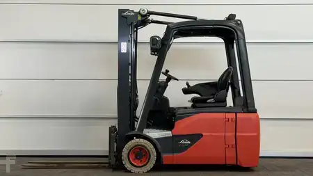 Elektrisk- 3 hjul 2018  Linde E18-02 (1)
