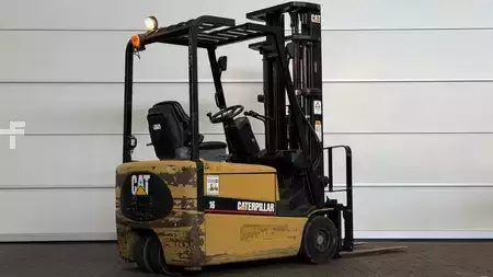 Elektro 3 Rad 2002  CAT Lift Trucks EP16KT (3)