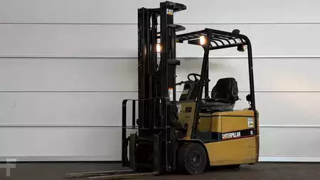 Elektro 3 Rad 2002  CAT Lift Trucks EP16KT (4)