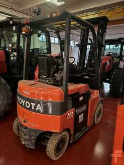 Elektro čtyřkolový VZV 2006  Toyota 7FBMF18 (2)