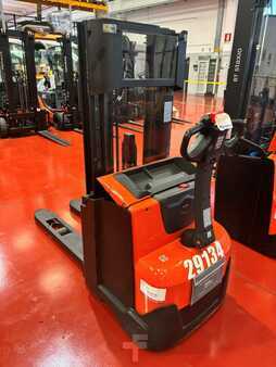 Ruční vysokozdvižný vozík 2019  Toyota SWE120 (2)