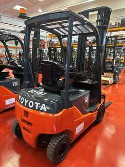 Elektro čtyřkolový VZV 2018  Toyota 8FBMK16T (2)