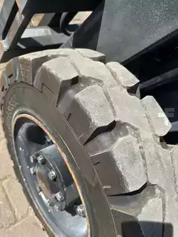 Ostatní 2019  Unicarriers U1D2A25LQ Stapler Gasstapler DX25 (10)