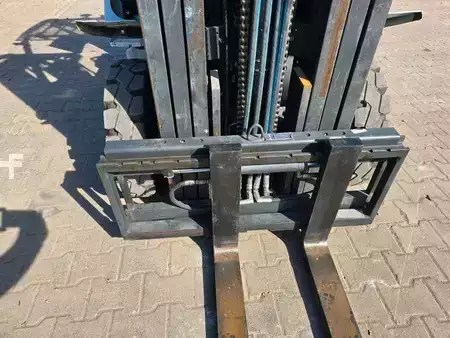 Ostatní 2019  Unicarriers U1D2A25LQ Stapler Gasstapler DX25 (14)