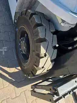 Ostatní 2019  Unicarriers U1D2A25LQ Stapler Gasstapler DX25 (4)