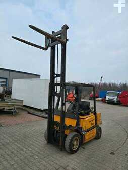 Dieselstapler 1995  Yale Jungheinrich TFG 25 Gas Stapler Frontstapler (1)