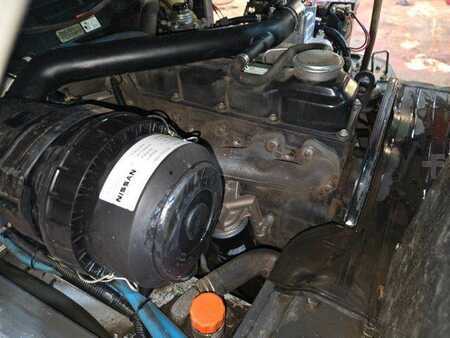 Empilhador diesel 2011  Nissan 30 YG1D2A30Q Stapler Frontstapler drehbare Gabe (15)