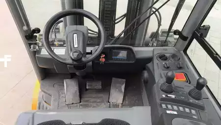 Elektro čtyřkolový VZV - Jungheinrich EFG S30 (3)