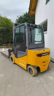 Elektro čtyřkolový VZV - Jungheinrich EFG S30 (4)