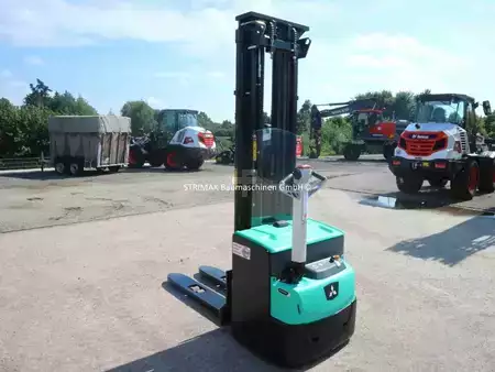 Elektro 4 Rad 2021  Mitsubishi SBP 16 N2 (7)
