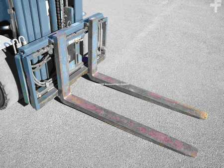 Diesel heftrucks 2008  Still RX 70-35 (12)