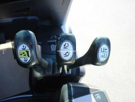 Diesel heftrucks 2008  Still RX 70-35 (7)