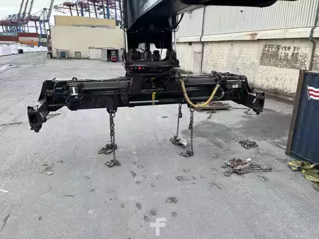 Portacontenedores 2018  Hyster RS46-33CH (4)