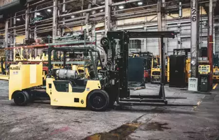 Propane Forklifts 2026  HOIST FR 25/35 (1)