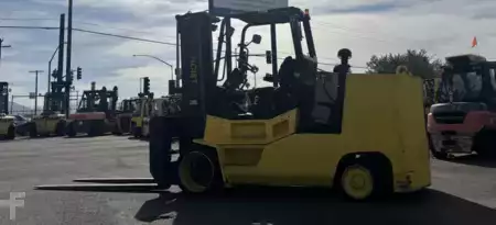 Propane Forklifts 2013  HOIST F300 (2)