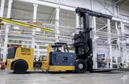 Propane Forklifts 2026  Royal 100/140 (1)