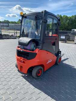 Gas gaffeltruck 2015  Linde H16T (3)