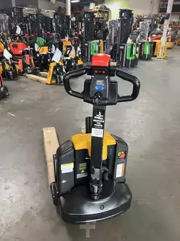 Electric Pallet Jacks 2024 Big Joe LPT40 (1)