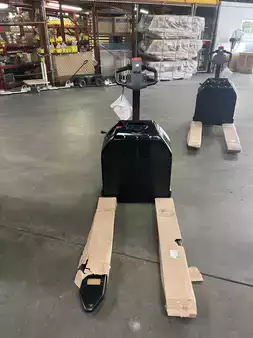 Electric Pallet Jacks 2024 Big Joe D40 (3)