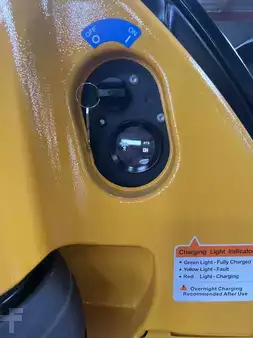 Electric Pallet Jacks 2024 Big Joe D40 (4)