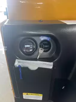 Electric Pallet Jacks 2024 Big Joe WPT45 (4)