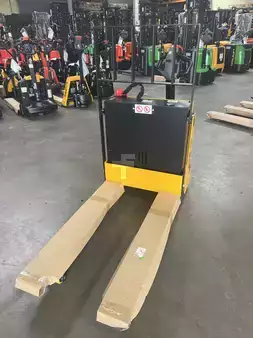 Electric Pallet Jacks 2024 Big Joe WPT45 (5)