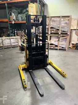 Pallet Stackers 2012 Big Joe PDS 25-106 (15)