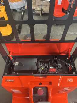 Electric Pallet Jacks 2022  Noblelift PTE40 (4)