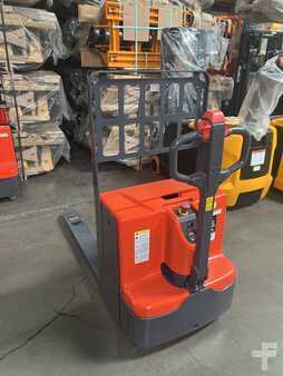 Electric Pallet Jacks 2020  Noblelift PTE40 (3)