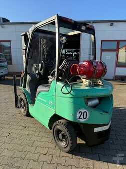 Treibgasstapler 2011 Mitsubishi FG 25 N (3)