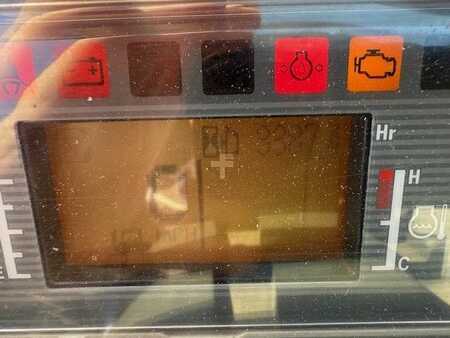 Gázüzemű targoncák 2011  Mitsubishi FG 25 N (6)