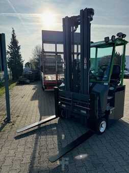 Carretilla de 4 vías 2024  Combilift CBE 3000 (2)