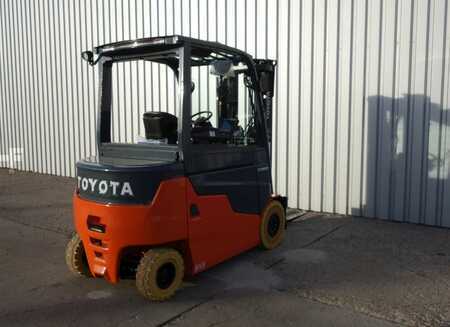 Eléctrico - 4 rodas 2022 Toyota 9FBM25T (4)