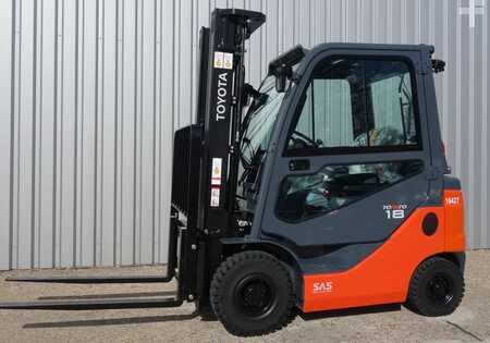 Chariots élévateurs GPL 2021  Toyota 8FGF18 (2)