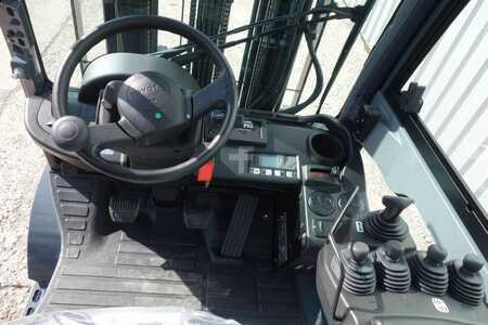 Chariots élévateurs GPL 2021  Toyota 8FGF18 (4)