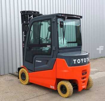 Eléctrico - 4 rodas 2023 Toyota 9FBM25T (4)