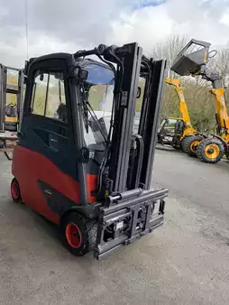 Chariots électriques à 4 roues 2016  Linde E20PHL-02 (2)