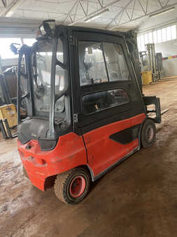 Electric - 4 wheels 2013  Linde E30L-387 CONTAINER (2)
