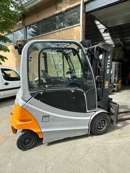 Electric - 4 wheels 2015  Still Rx60-30 CONTAINER (2)