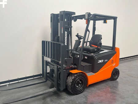 Doosan B 30 NS