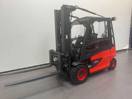 Dieselový VZV 2023  Linde 388 E 50 HL-01/600 DEMO (2)