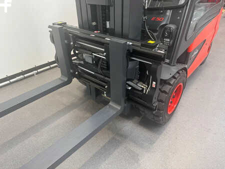 Dieselový VZV 2023  Linde 388 E 50 HL-01/600 DEMO (3)