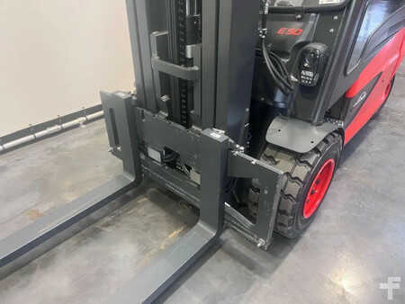 Chariots élévateurs diesel 2023  Linde 388 E 50 HL-01/600 (5)