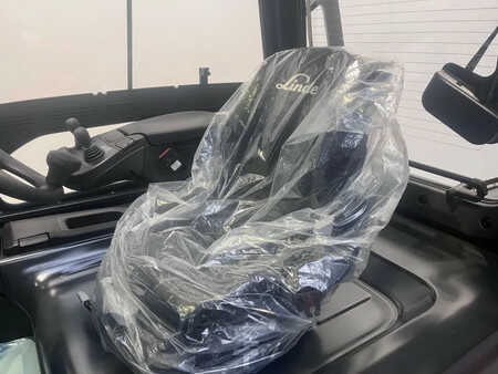 Chariots élévateurs diesel 2023  Linde 388 E 50 HL-01/600 (8)