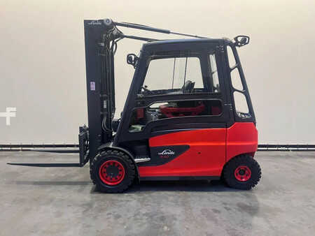 Chariots élévateurs diesel 2023  Linde 388 E 50 HL-01/600 (2)