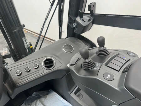 Chariots élévateurs diesel 2024  Linde 1204 H 50 D-01/600 AIRCO (10)